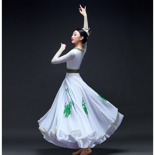 Women girls Chinese Folk Xinjiang dance costumes female white double-layer swing skirt costumes Uyghur dance adult art test Dresses for female